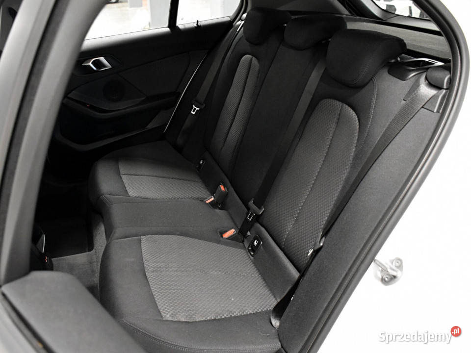 LED CarPlay VirtualCockpit Pakiet Hatchback łódzkie Łódź sprzedam