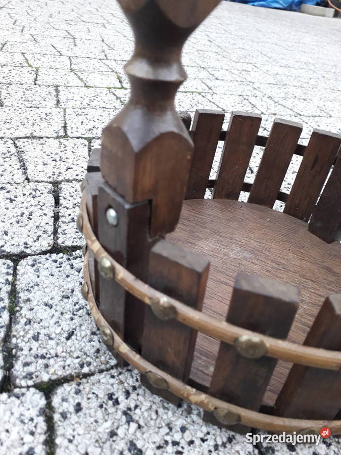 Pojemnik na orzechy z dziadkiem i stojak na wino mazowieckie