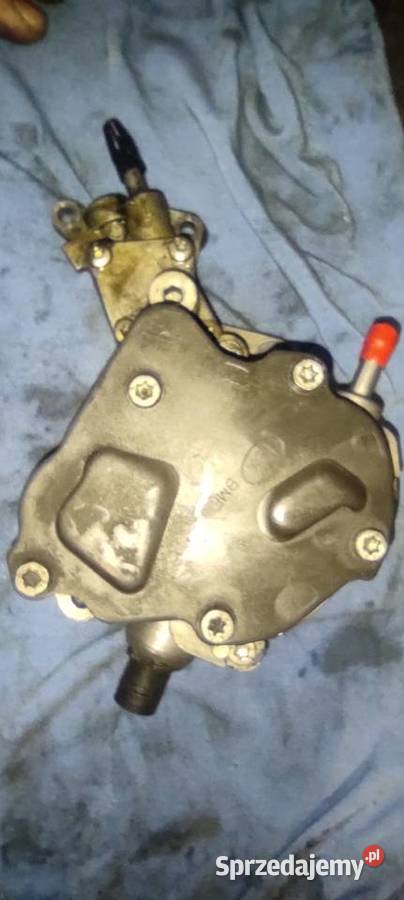 Pompa vacum 19 TDI 038145209 osobowe Bluszczów sprzedam