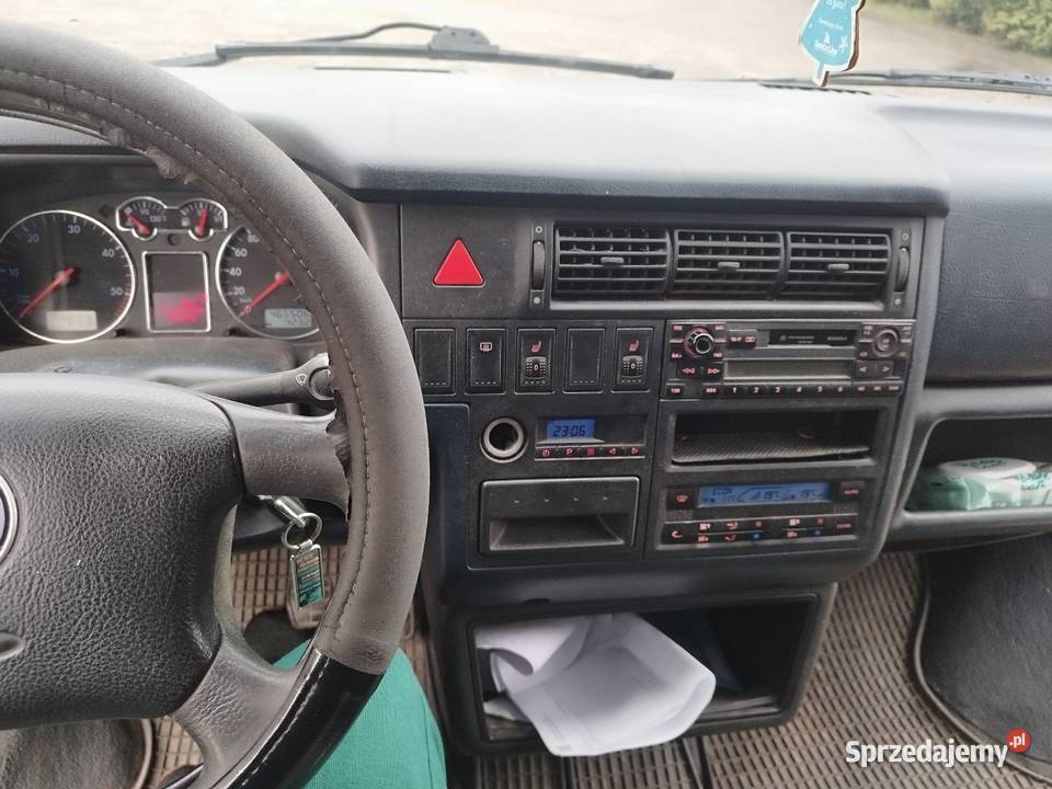 Volkswagen caravele 25 151 8 osob klimatyzacja Białystok sprzedam