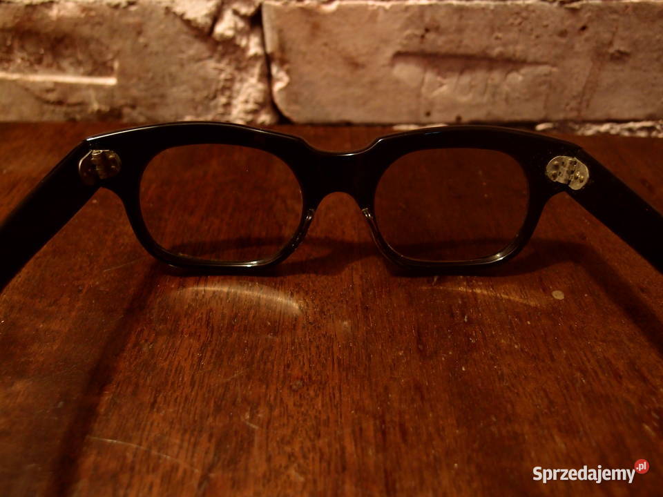 Zabytkowe okulary solidne oprawki z dawnych lat Łódź