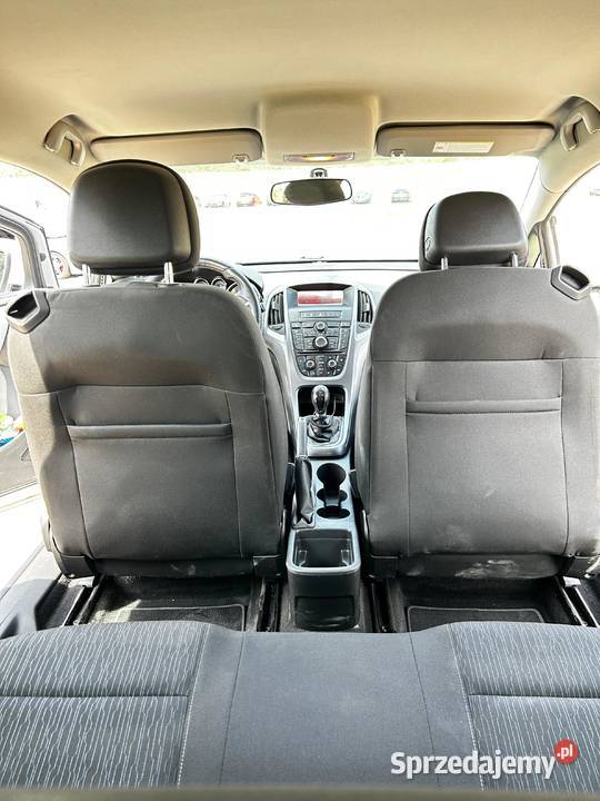 Opel Astra J GTC 14 Turbo 120HP srebrny Astra mazowieckie Płock