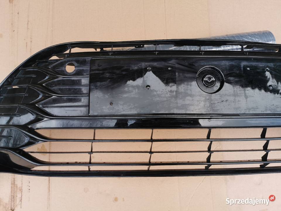 Kratka zderzaka przedniego Yaris 3 III LIFT 17