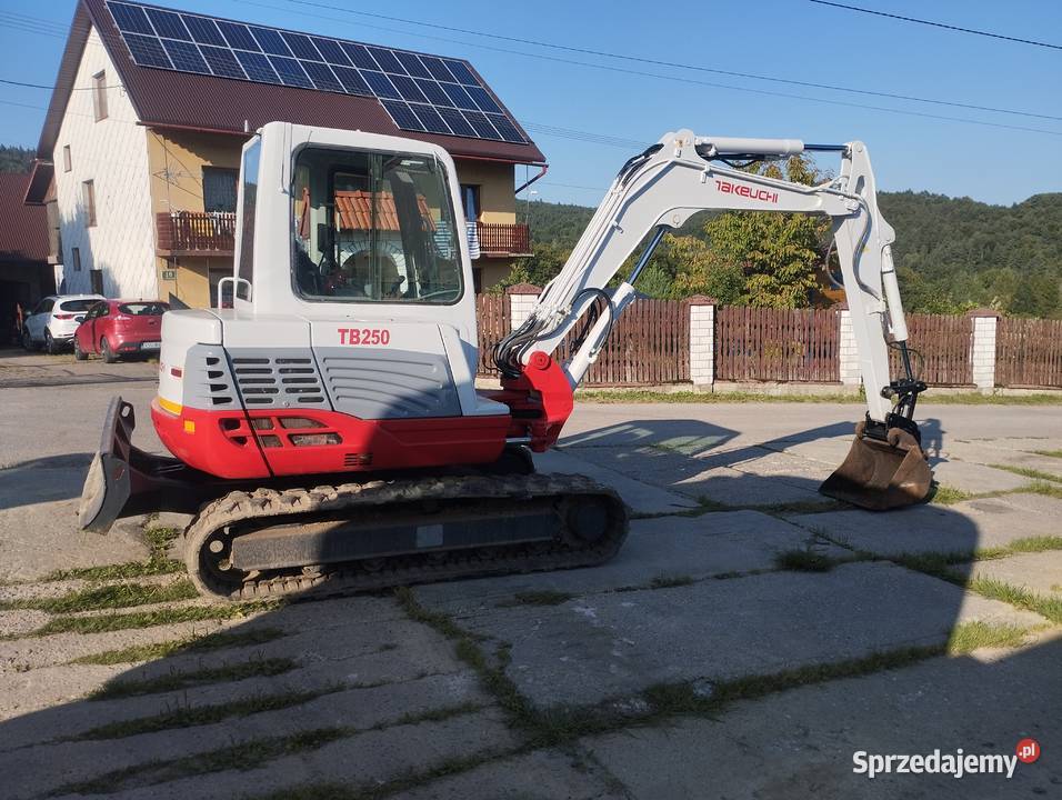 minikoparka takeuchi tb 250 5 ton kubota jcb cat