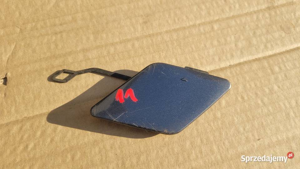 BMW F30 2011 ZAŚLEPKA HAKA ZDERZAKA TYŁ