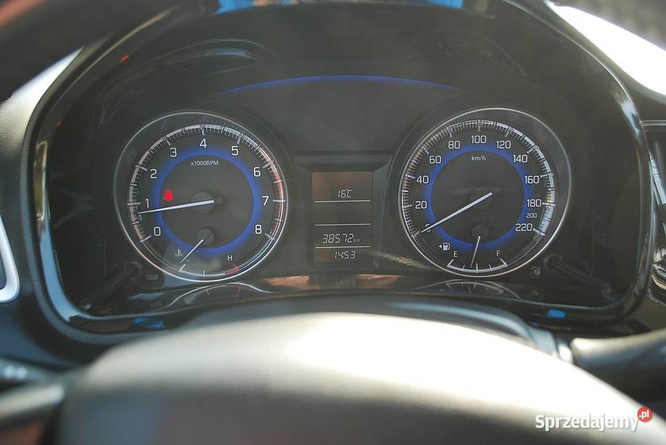 Suzuki Baleno 12 benzynagaz LPG Zarejestrowany w Samochody osobowe
