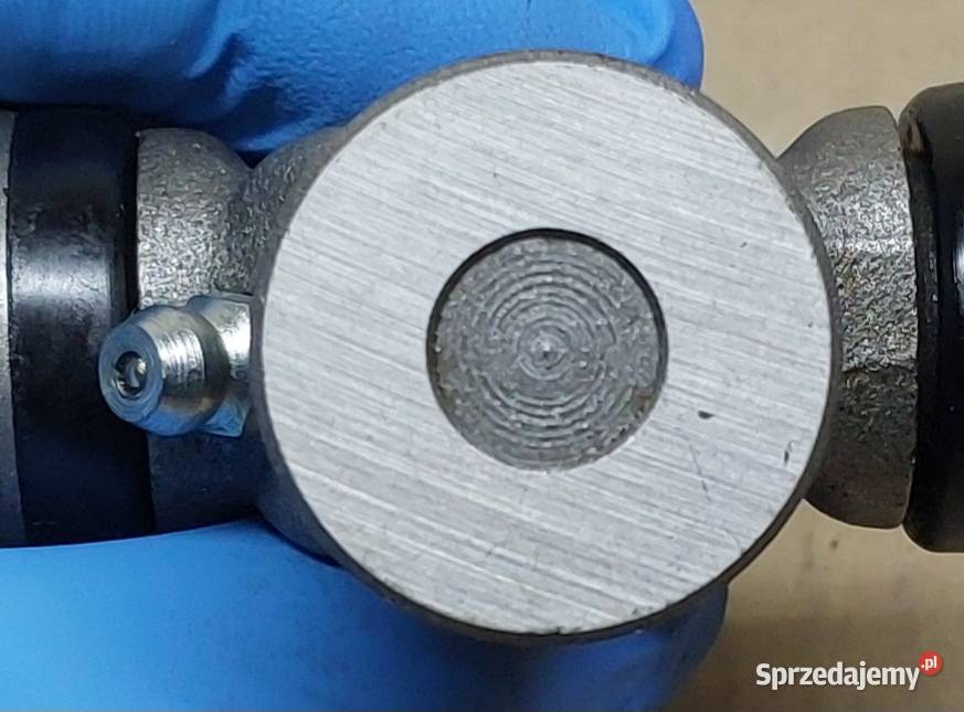 KRZYŻAK WAŁU TOYOTA LAND CRUISER 0437160070 Mielęcin