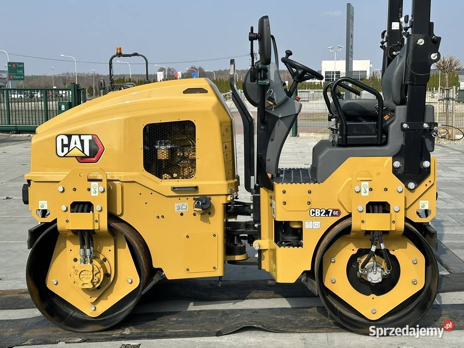 WALEC DROGOWY CATERPILLAR CB27 GC Tuliszków sprzedam
