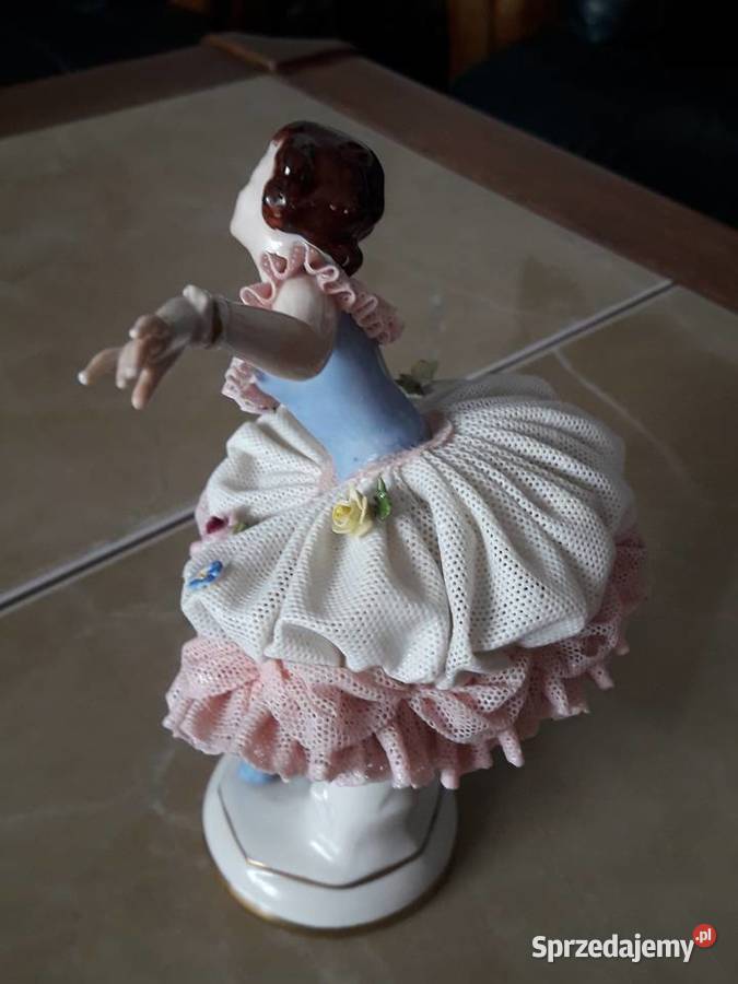 VOLKSTEDT BALETNICA FIGURA KORONKI ANTYK lubelskie Janów Lubelski