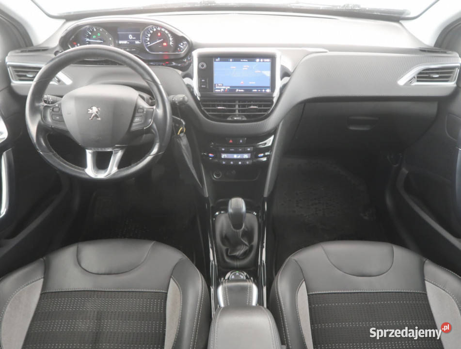Peugeot 2008 12 PureTech Rok produkcji 2017 Bielany Wrocławskie