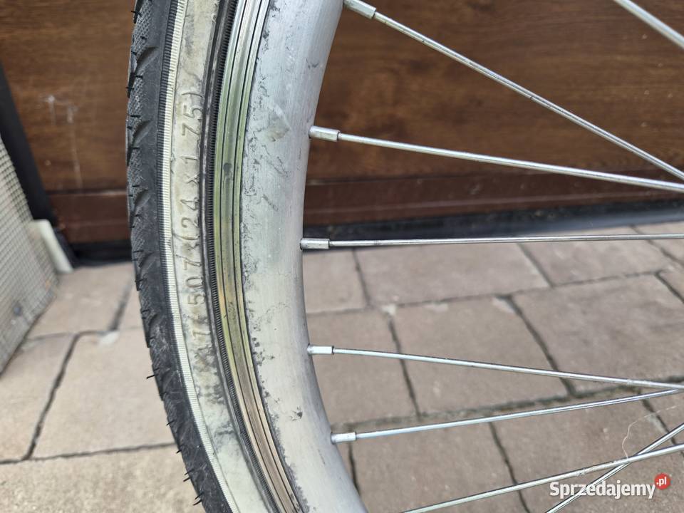 Sprzedam rower miejski koła 24 z przeżutkamidla sprzedam