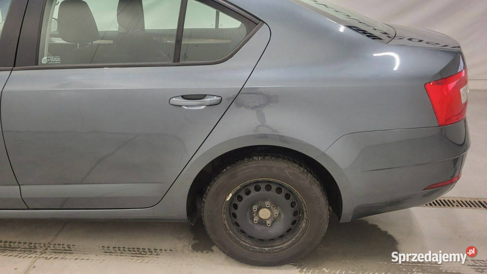 koda Octavia 16 TDI Active III 2013 światła do jazdy dziennej Grójec