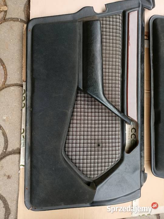 Mercedes 124 W124 boczki drzwiowe karo komplet tapicerki samochodowe Skarżysko-Kamienna