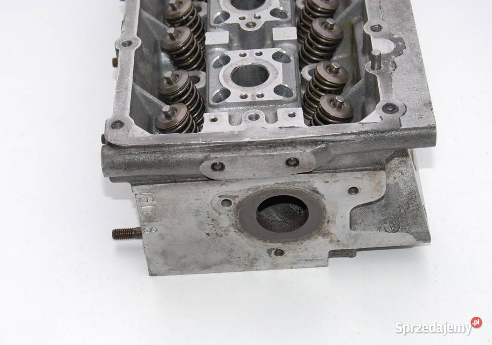 Głowica silnika Skoda Roomster głowica 14 16V 07 osobowe Cieszyn