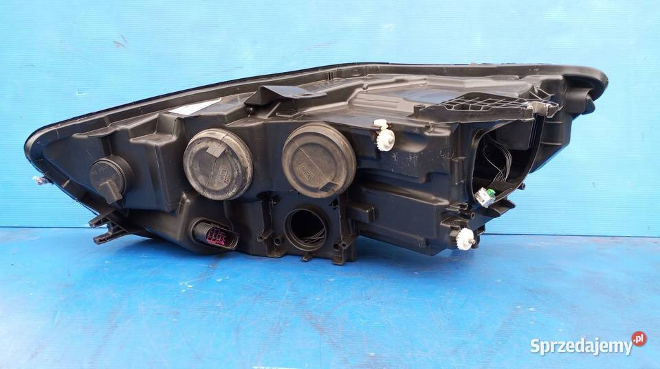 Reflektor Przód strona prawa Audi A6 Allroad C7 Nowy Tomyśl sprzedam