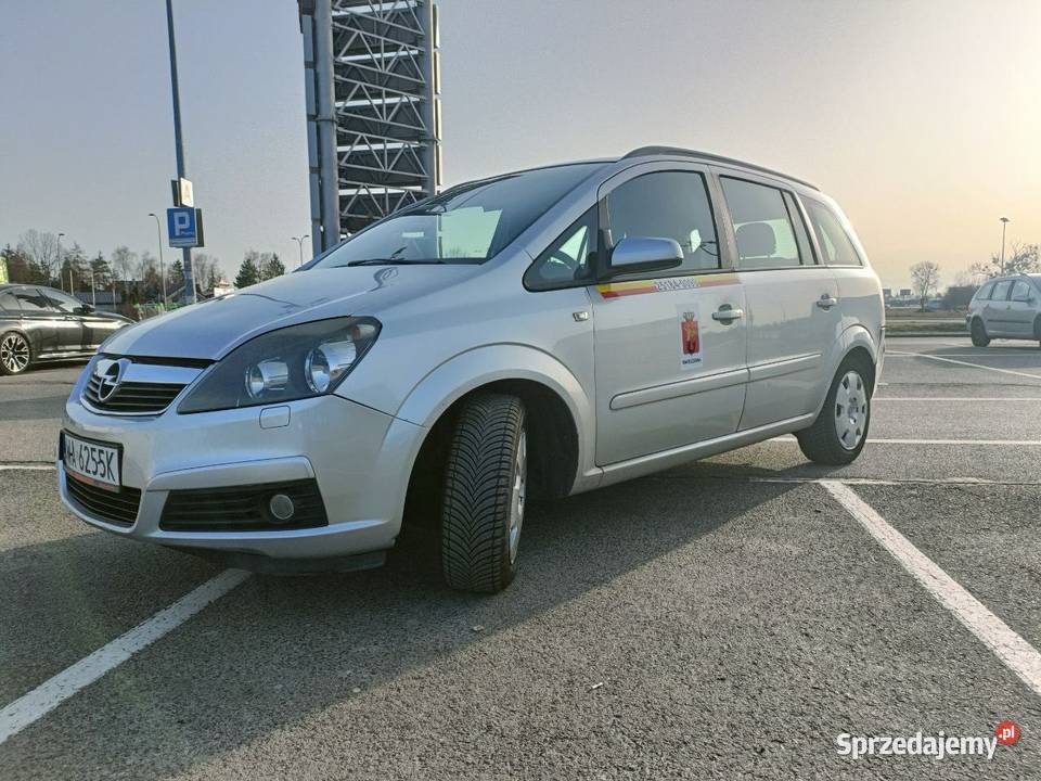 Opel Zafira 18 Benzyna NOWA instalacja LPG 7 sprzedam
