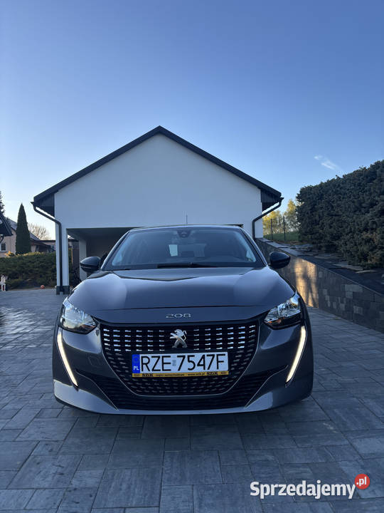 Peugeot 208 2023 12 benzyna 75 koni Rzeszów