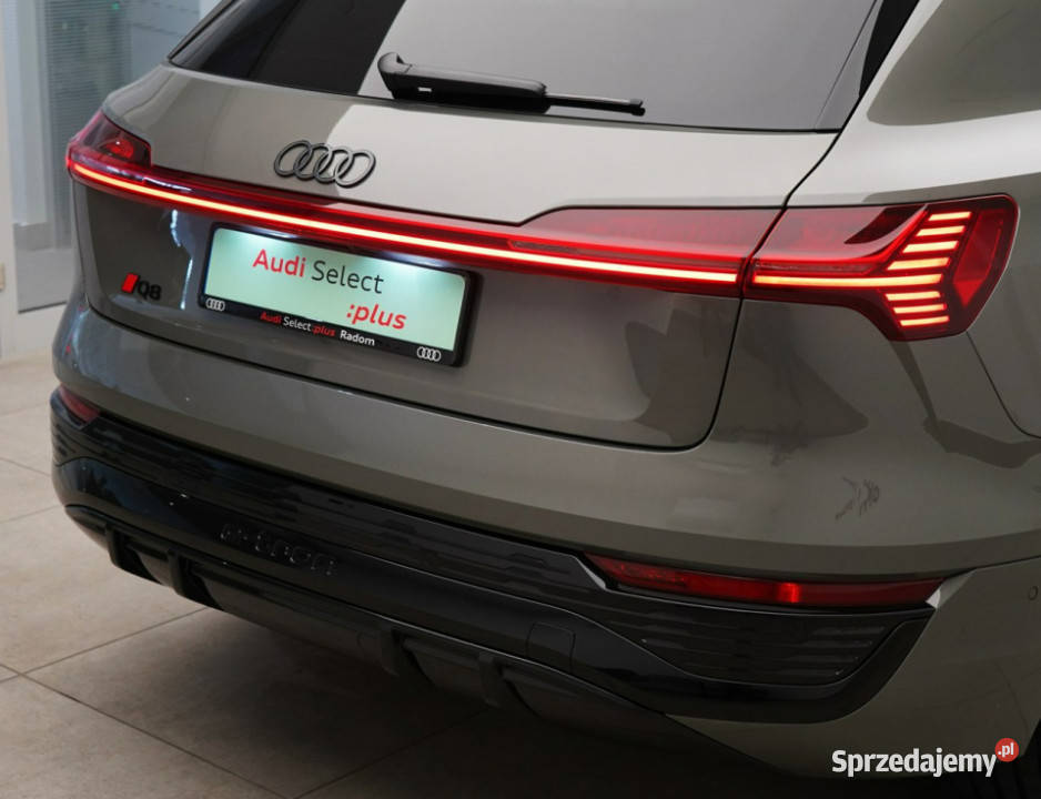 Audi Q8 55 408 Quattro Sline MatrixLed światła przeciwmgielne Kielce