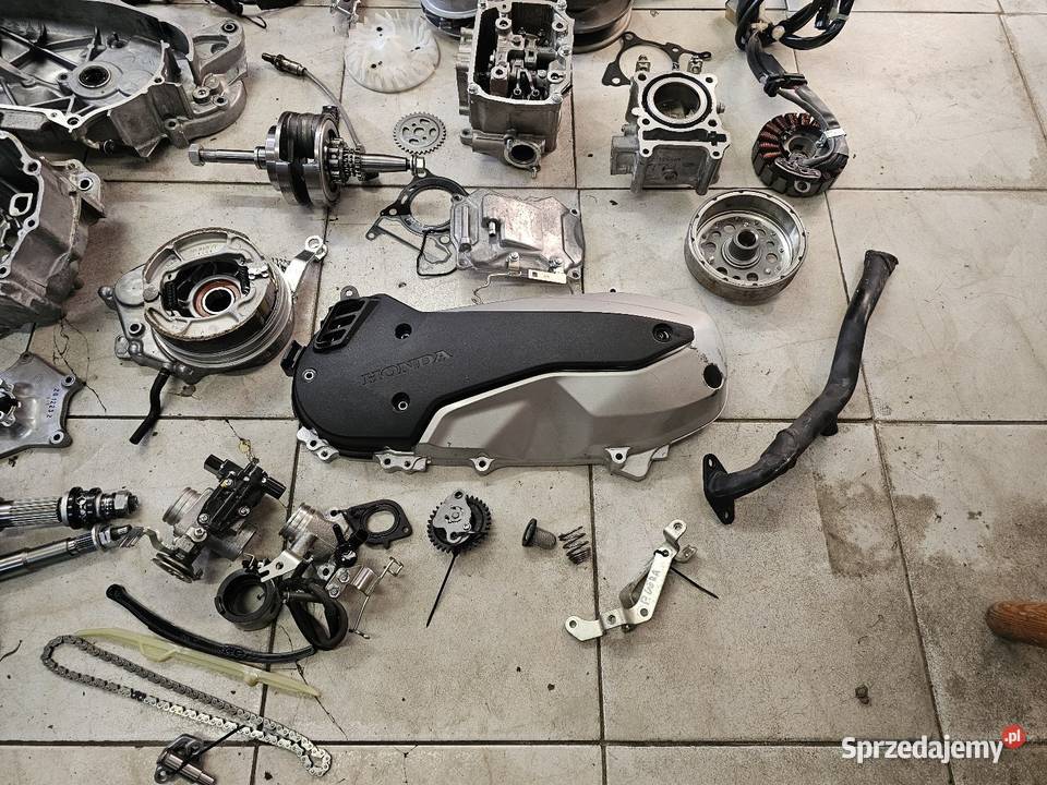 Honda PCX 125 silnik części wał głowica cylinder dolnośląskie Jelenia Góra sprzedam