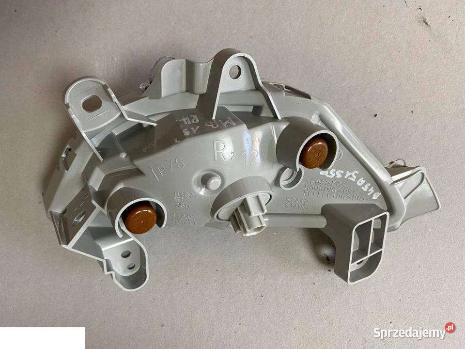 MAZDA 3 BM KIERUNKOWSKAZ PRAWY B45A51350 Kozubszczyzna sprzedam