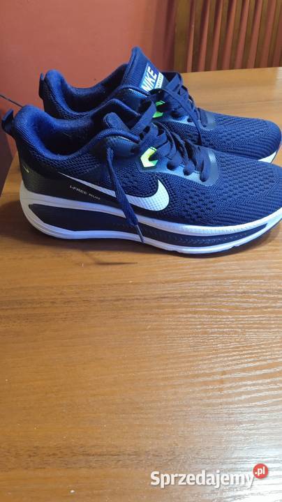buty sportowe męskie Nike rozmiar 41 Ostrowiec Świętokrzyski