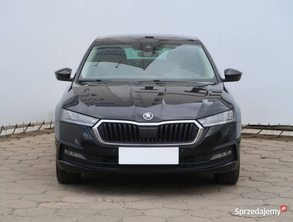 Skoda Octavia 10 TSI asystent pasa ruchu Łódź