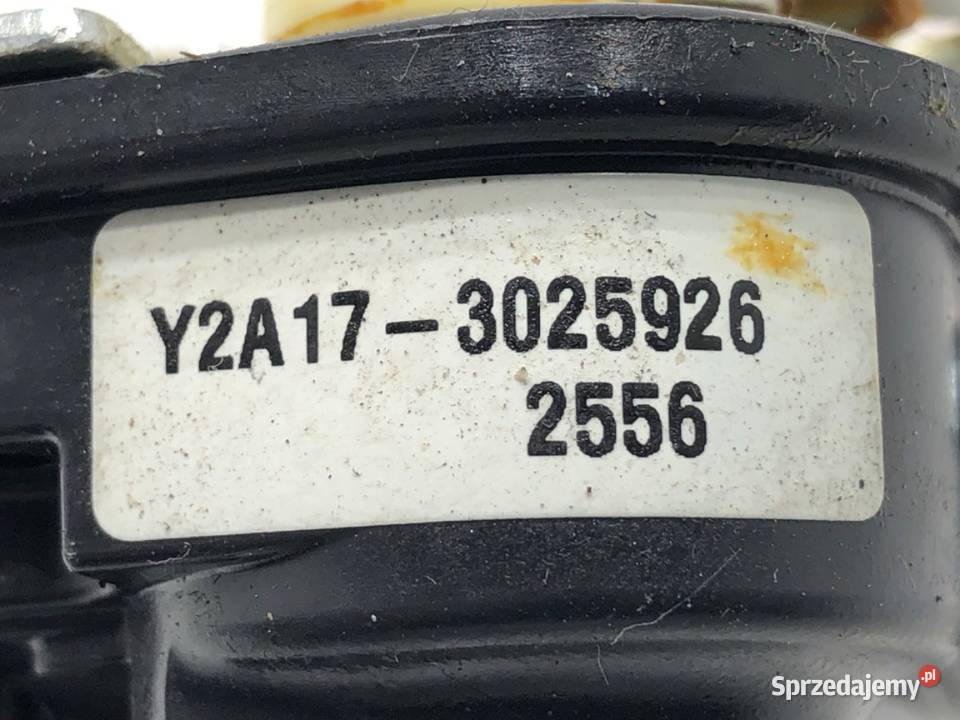 ZAMEK SZYBY KLAPY TYŁ JEEP GRAND CHEROKEE WK osobowe sprzedam