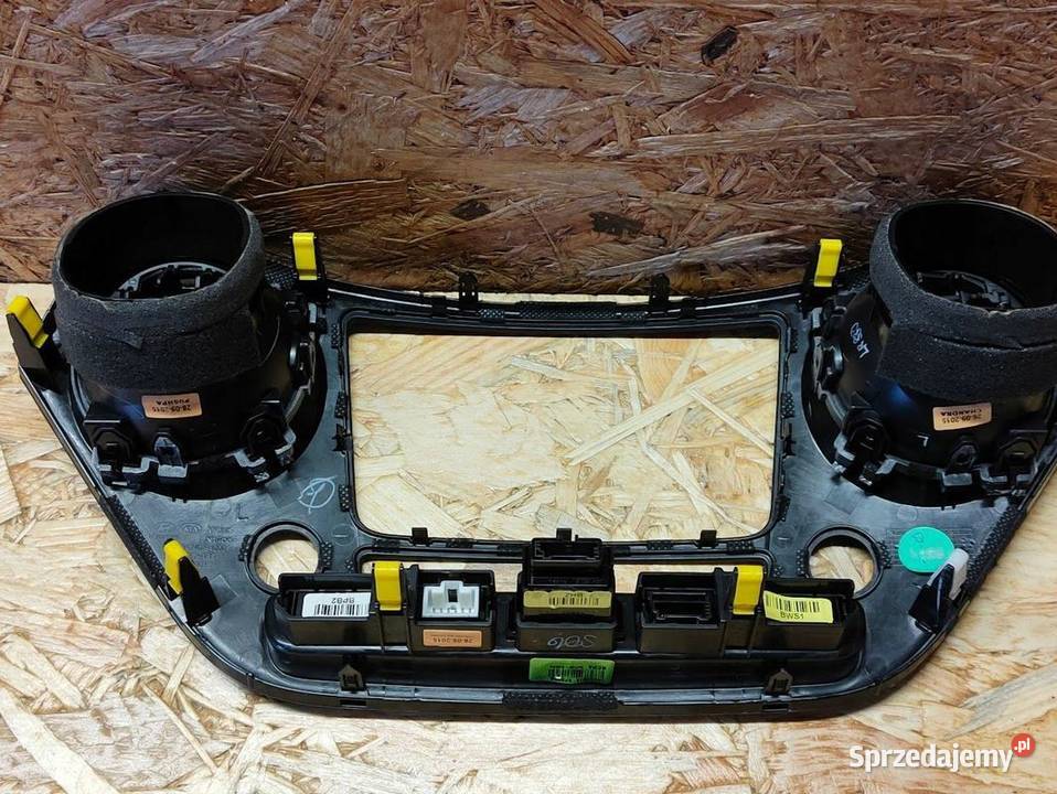 Ramka Radia Kratka Nawiewu Hyundai i10 II Pleszew