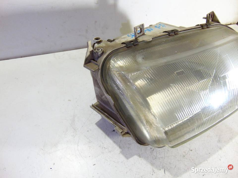 LAMPA PRAWA PRZEDNIA PRZÓD VW SHARAN osobowe Lampy przednie sprzedam