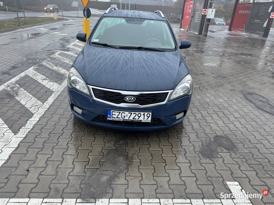Kia Ceed 2010 r w jednych rękach 2019 r