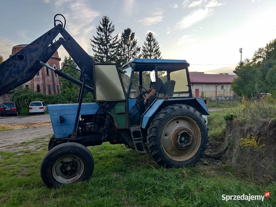 Traktor MTZ TUR widoczny na foto SPRAWNY