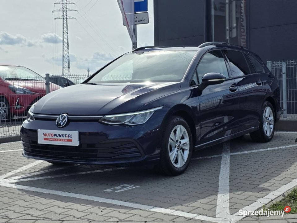 Volkswagen Golf 2023r FV23 niski przebieg salon Poznań