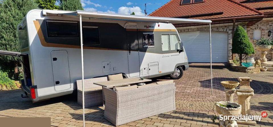 Frankia I 700 Samochód kepmingowy I rej 042001r Rok produkcji 2001