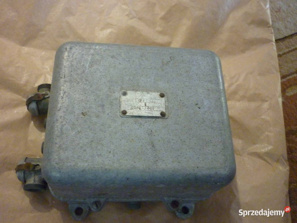 Regulator napięcia RRT32 Dębica