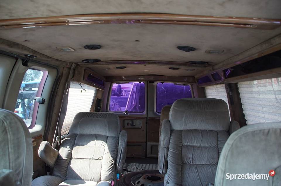 POJAZD NA CZĘŚCI GMC SAVANA 57 VORTEC SALONKA osobowe Lipno