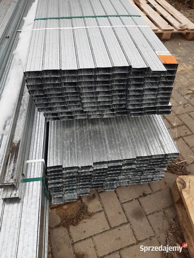 Ksztaltownik ścienny CW 75 gr05mm dł 3m Łęczna