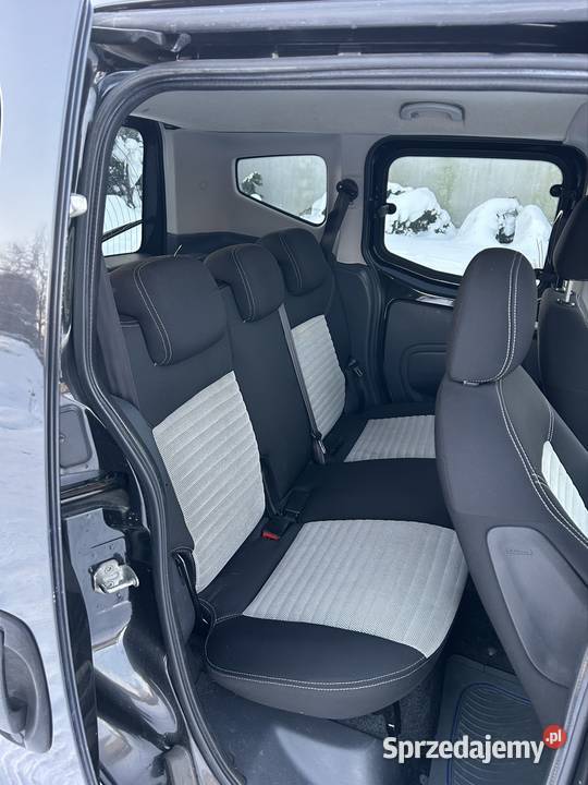 Fiat fiorino qubo 14 benzyna 5 osobowy hak Van / Minibus Motoryzacja Mława sprzedam