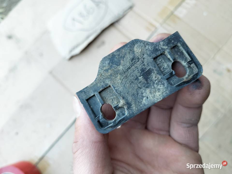 FIAT CC CINQUECENTO ODBÓJ TYLNEJ KLAPY BAGAŻNIKA Kamień-Kolonia sprzedam