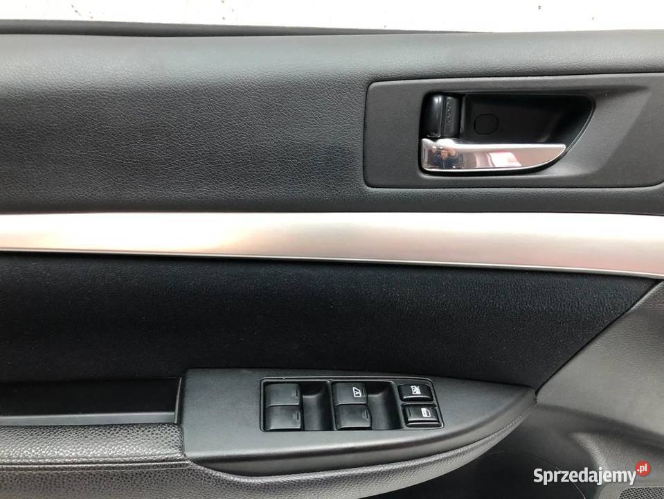 SUBARU OUTBACK IV 4 2010R BOCZEK TAPICERKA DRZWI Skarżysko-Kamienna sprzedam