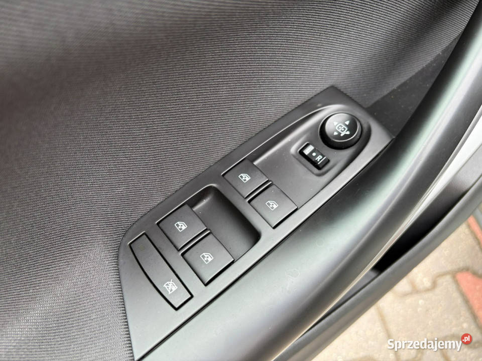 Opel Astra 14 150 Automat Alu felgi CarPlay Lipówki