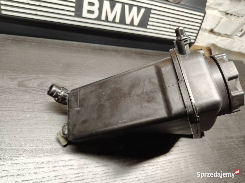 Bmw e87 e90 benzyna zbiorniczek wyrównawczy osobowe