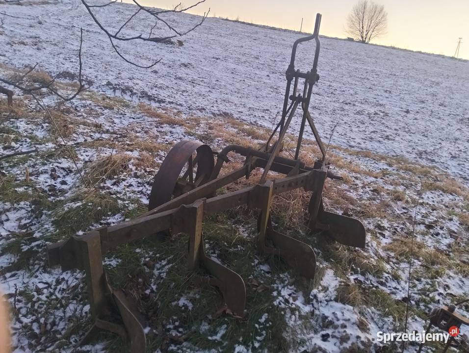 Pług podorywka pająk do siana nieuszkodzony Gdów