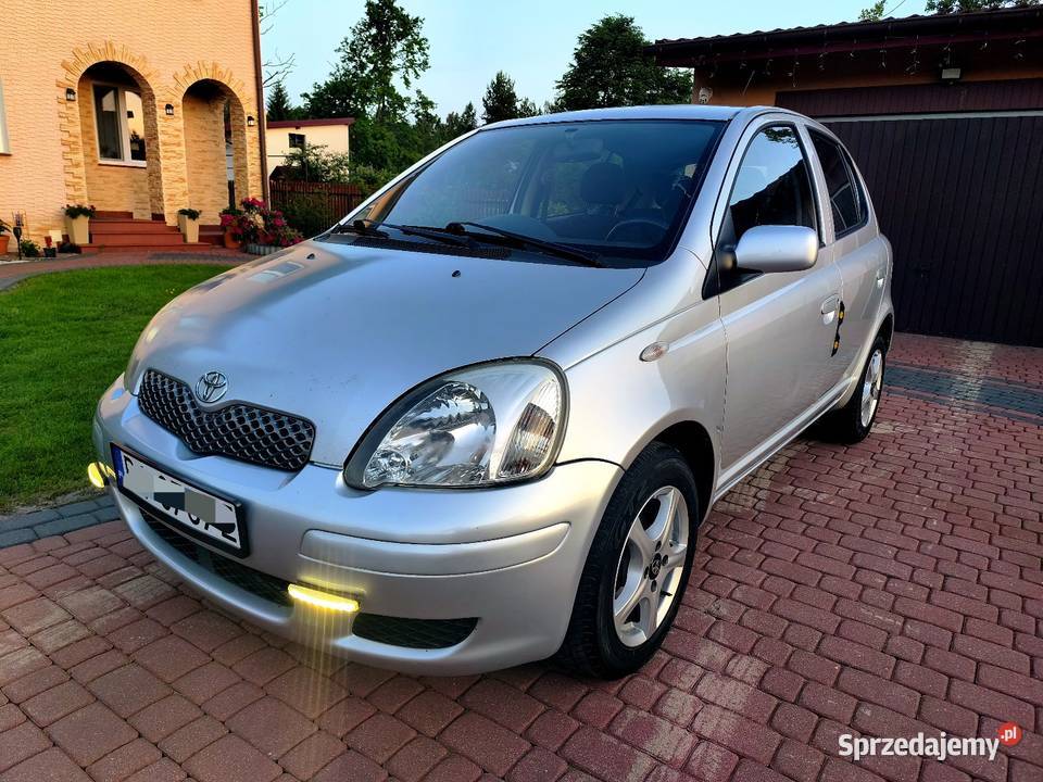 Toyota Yaris Lift 13 Benzyna97 przebieg Klima 1300cm3 Łochów