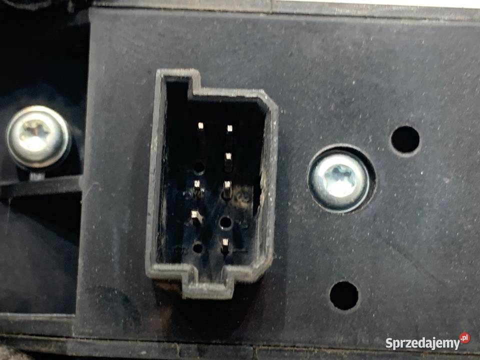 PRZEŁĄCZNIK SZYB MERCEDES W639 Bus WŁĄCZNIK Mechanizmy opuszczania szyb podkarpackie
