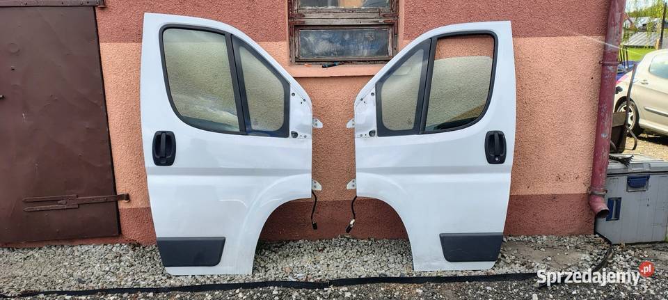 Drzwi przód szary 676 biały 549 czarny 632 kujawsko-pomorskie Toruń