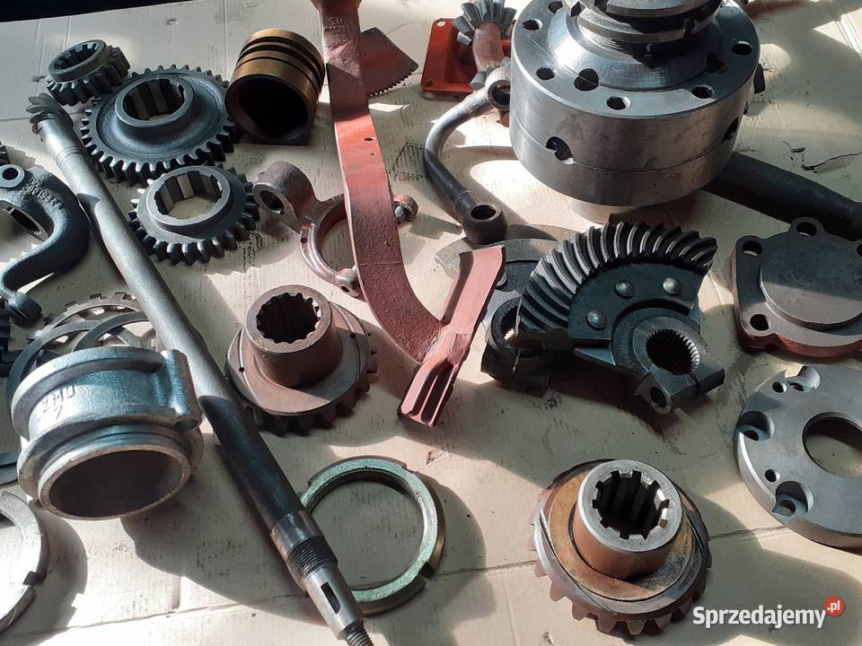 Sprzedam części Ursus c 330 Skrzynia biegów Sierzchów sprzedam