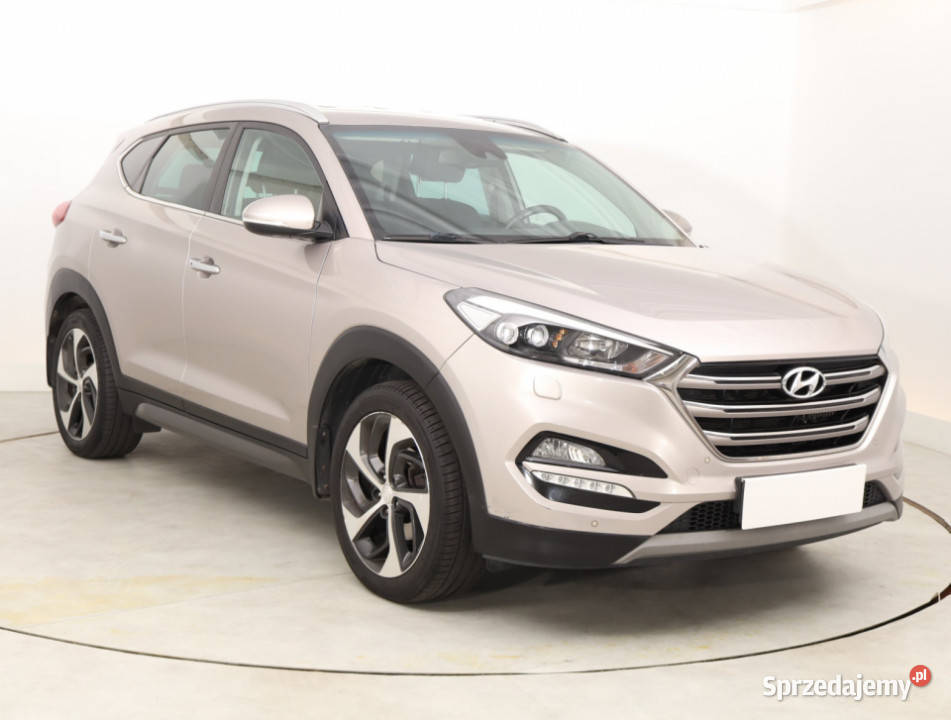 Hyundai Tucson 20 CRDi manualna Bielany Wrocławskie
