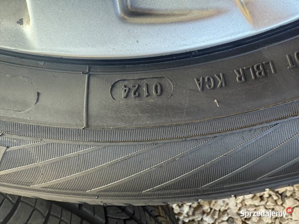 Sprzedam Koła 17 z oponami Peugeot 30085008 Koła dojazdowe Tyczyn
