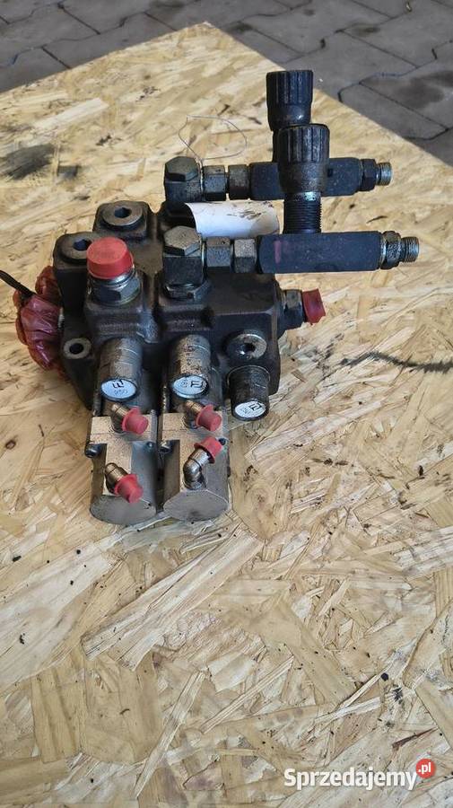 Rozdzielacz Hydrauliczny 2 Sekcyjny