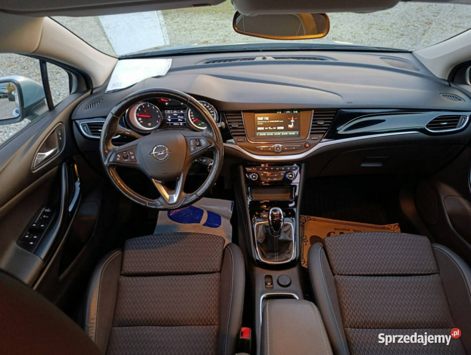 Opel Astra Astra Sports Tourer Bezwypadkowa mały Dulowa sprzedam